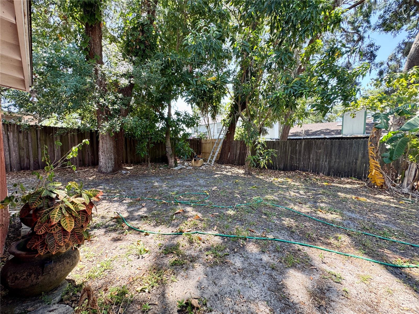 1813 LANDSIDE DR, VALRICO, FL, 33594