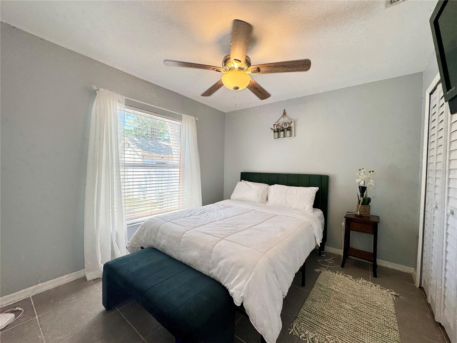 1813 LANDSIDE DR, VALRICO, FL, 33594