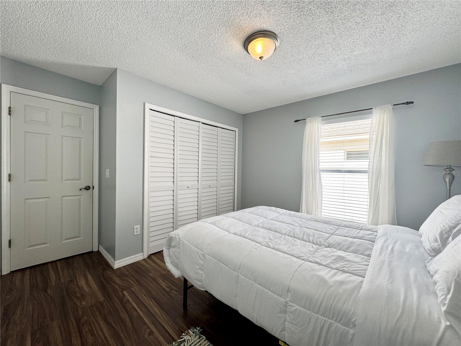 1813 LANDSIDE DR, VALRICO, FL, 33594