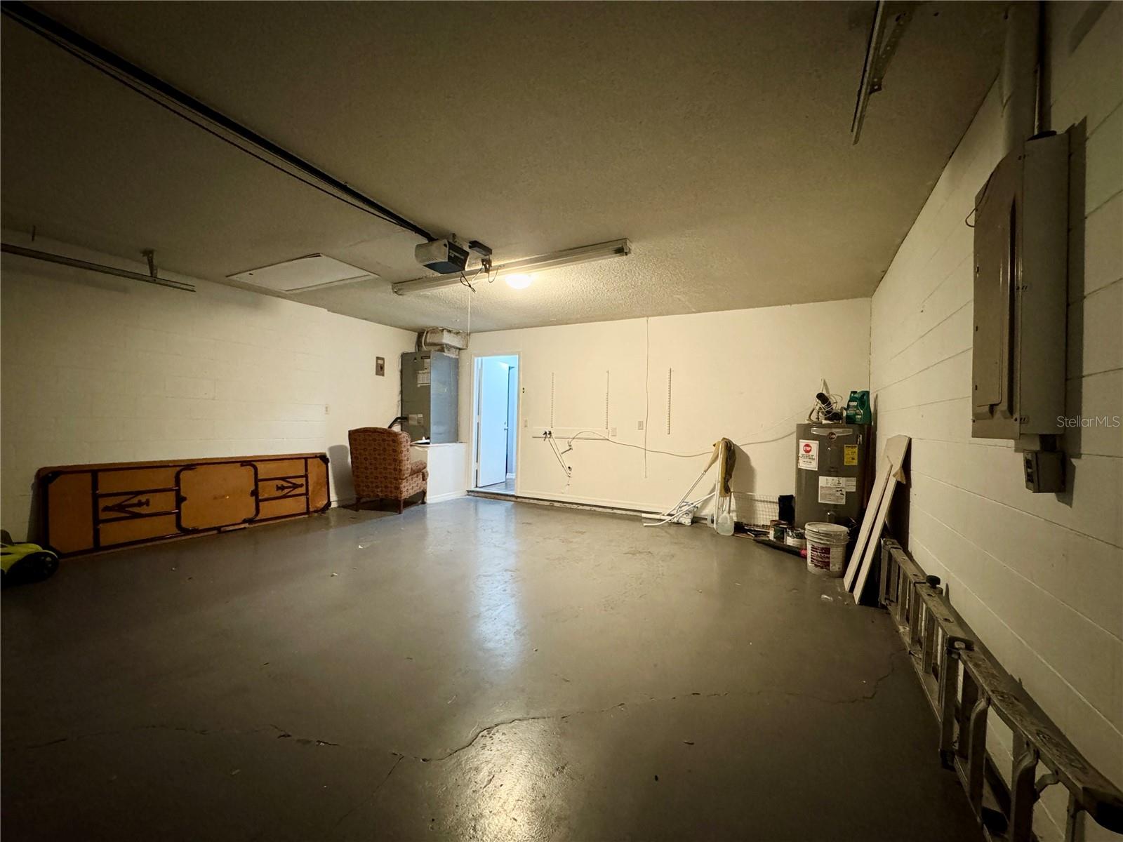 1813 LANDSIDE DR, VALRICO, FL, 33594