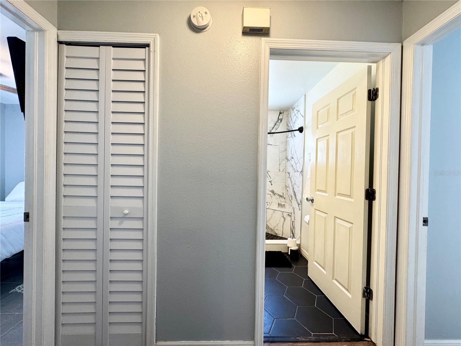 1813 LANDSIDE DR, VALRICO, FL, 33594