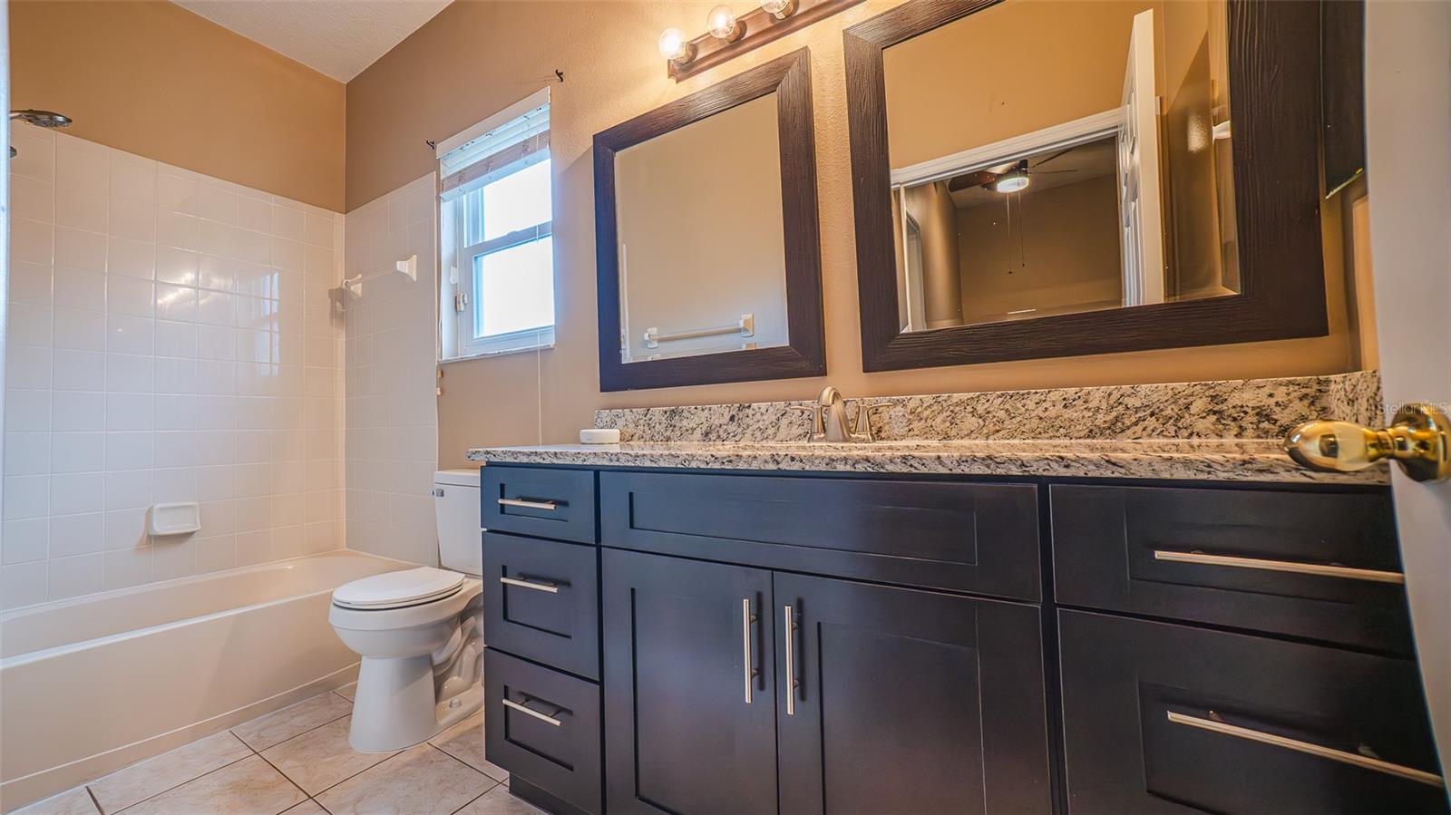 428 ACACIA TREE WAY, KISSIMMEE, FL, 34758