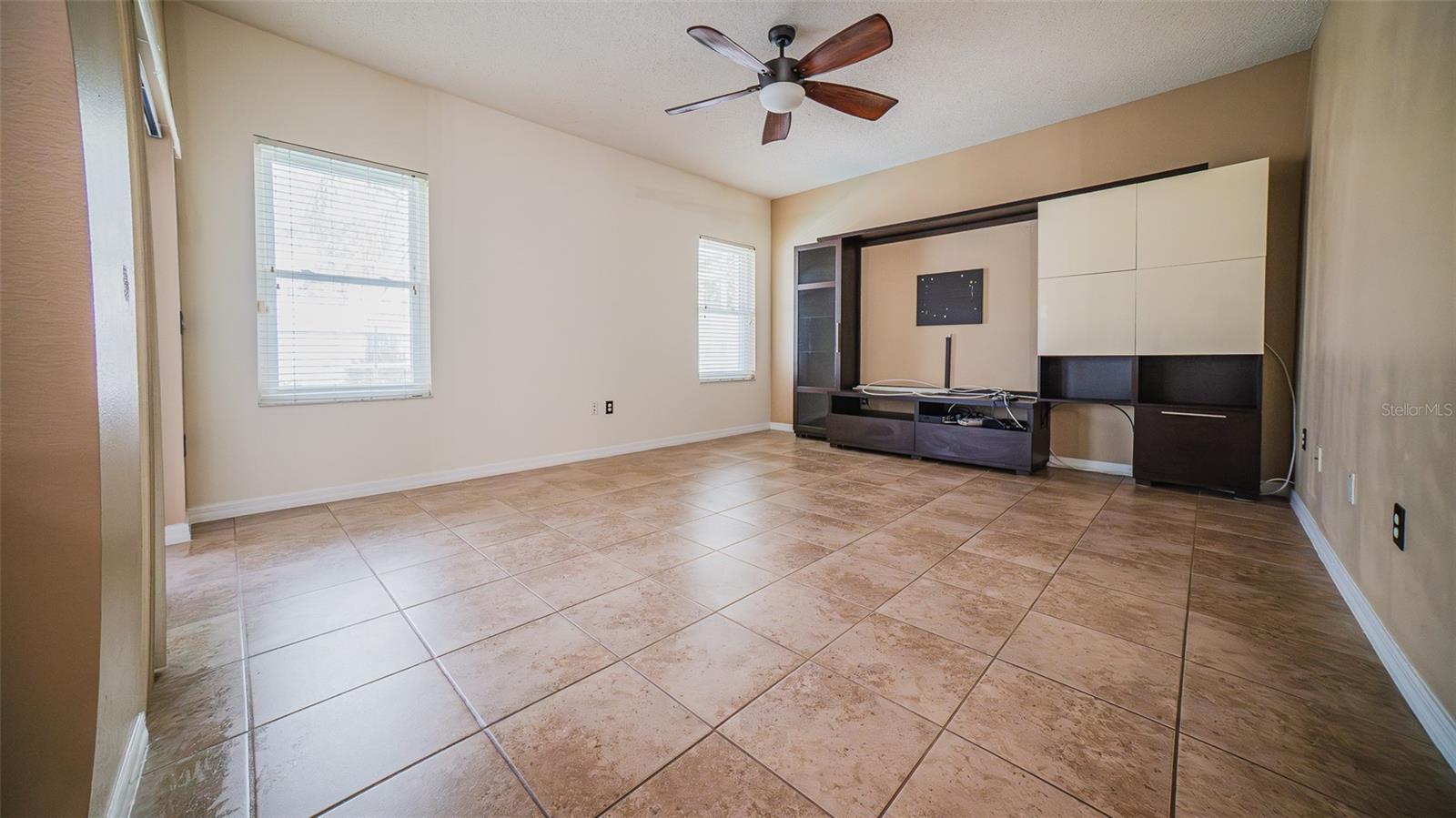 428 ACACIA TREE WAY, KISSIMMEE, FL, 34758