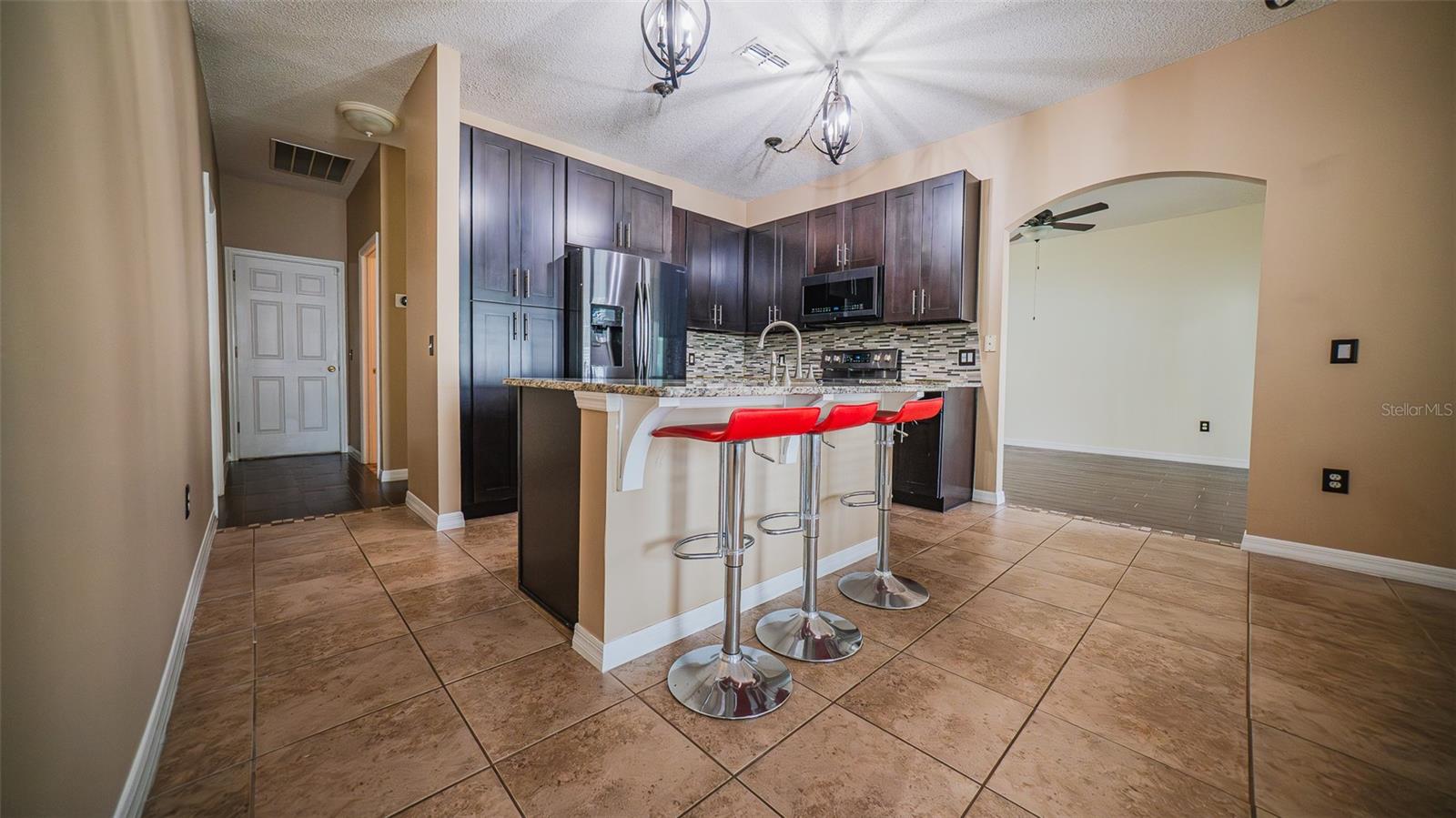 428 ACACIA TREE WAY, KISSIMMEE, FL, 34758