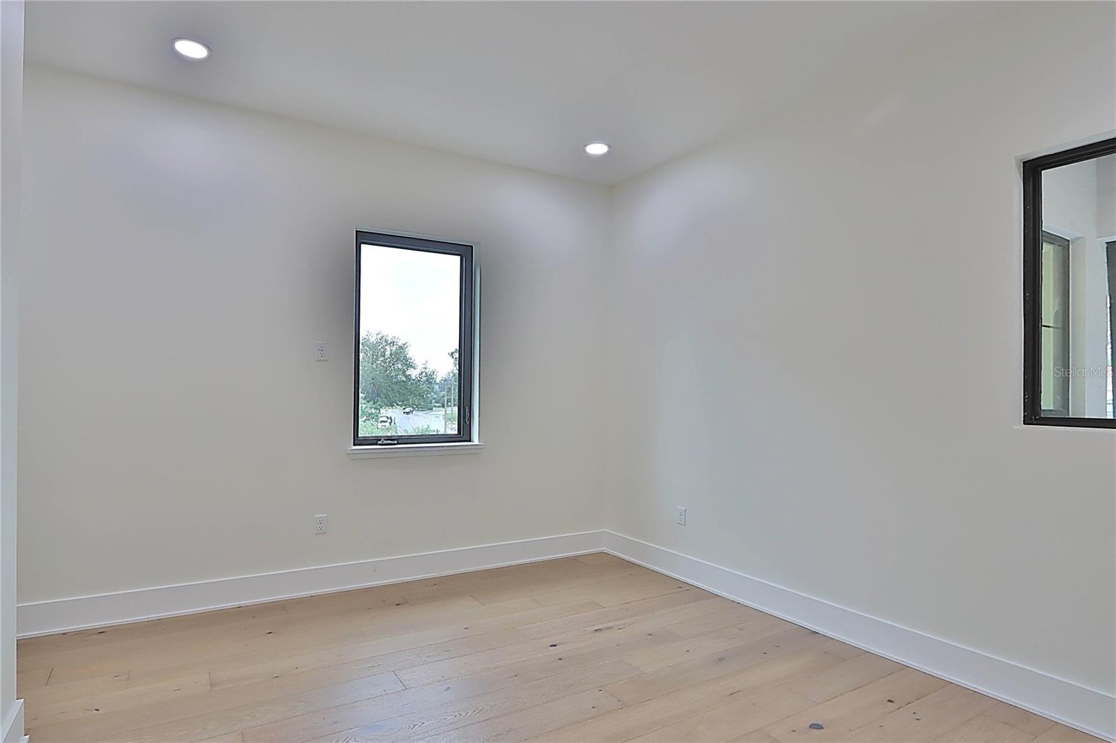 519 W DAVIS BLVD, TAMPA, FL, 33606