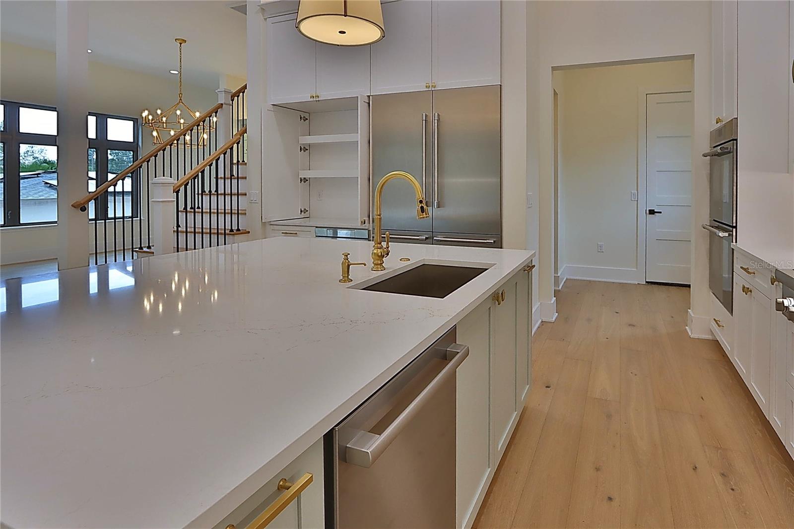 519 W DAVIS BLVD, TAMPA, FL, 33606