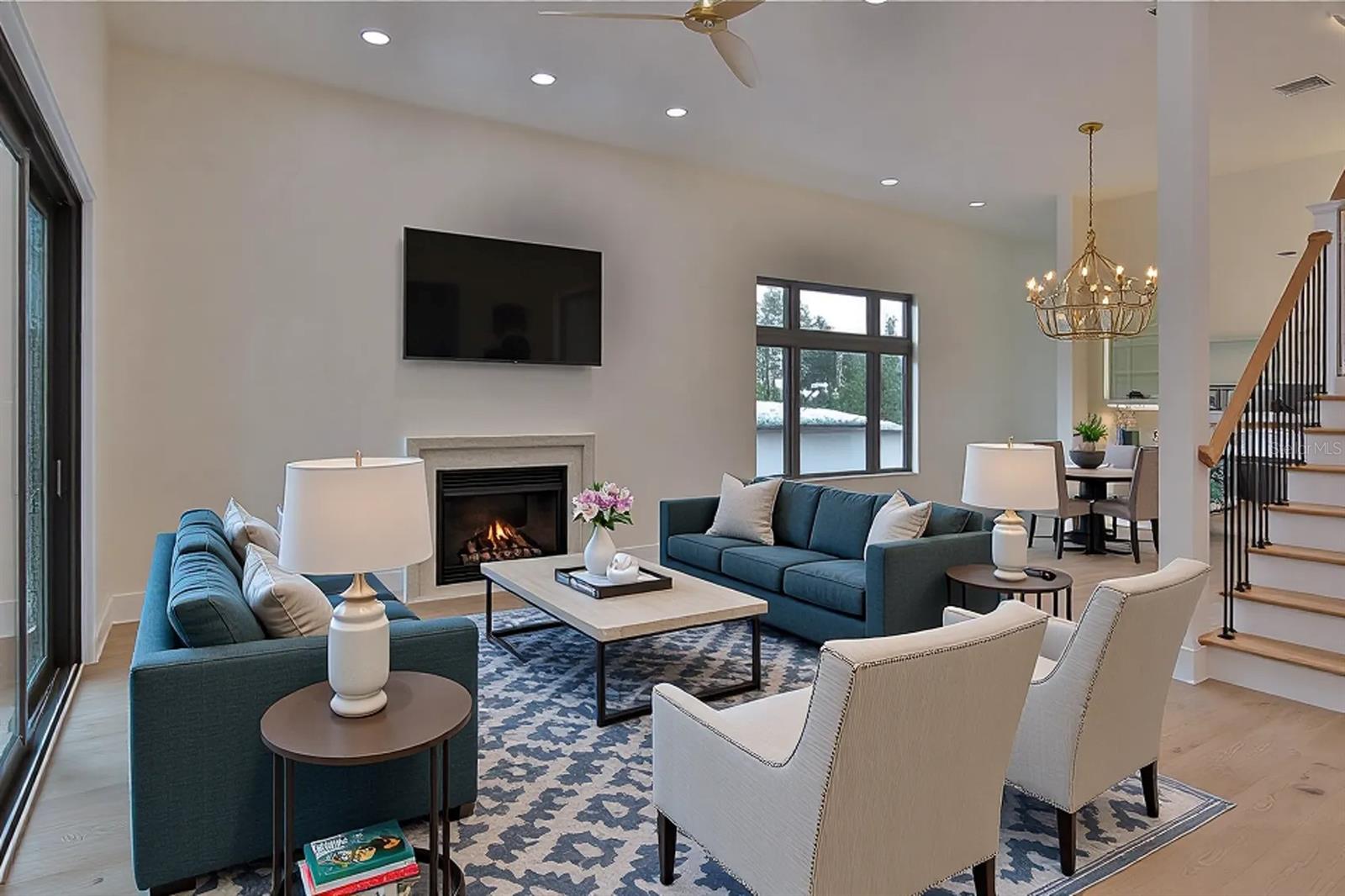 519 W DAVIS BLVD, TAMPA, FL, 33606