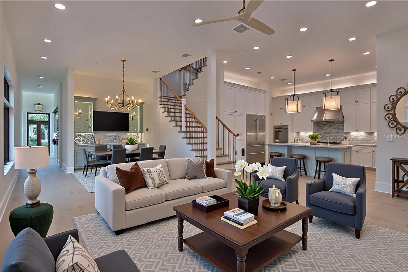 519 W DAVIS BLVD, TAMPA, FL, 33606