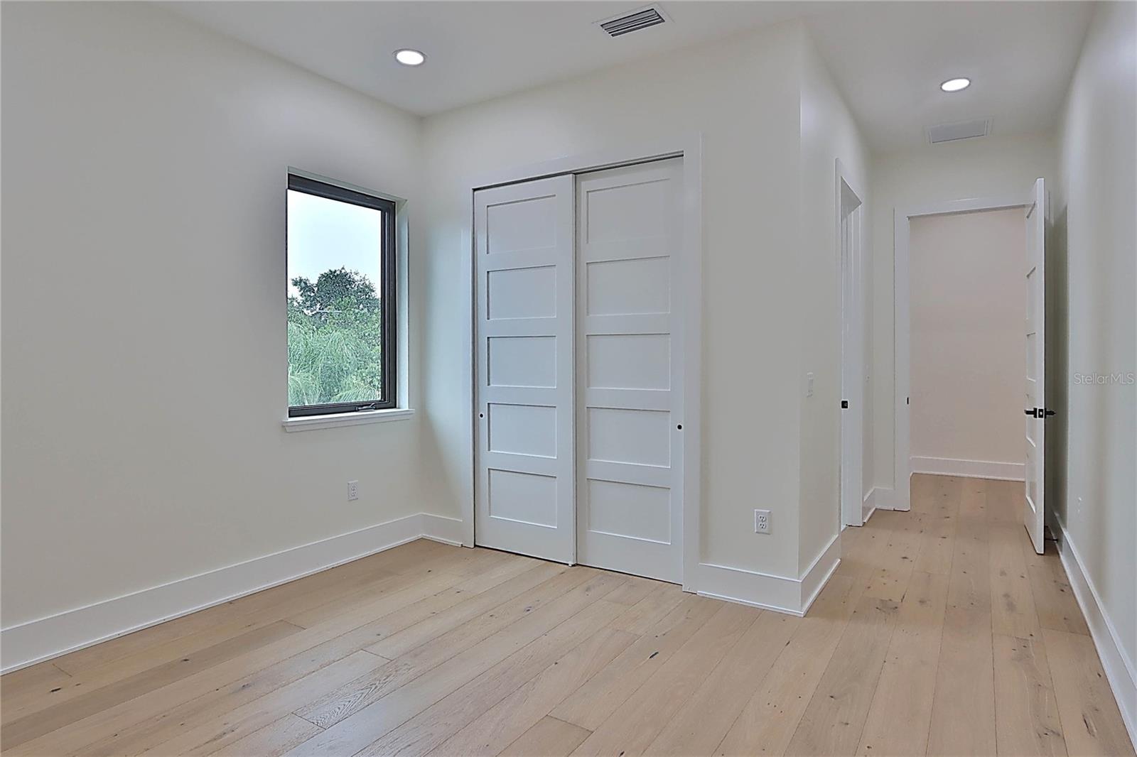519 W DAVIS BLVD, TAMPA, FL, 33606
