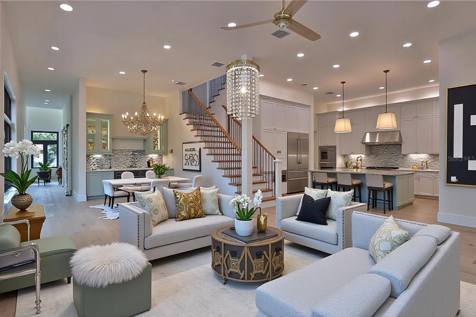 519 W DAVIS BLVD, TAMPA, FL, 33606