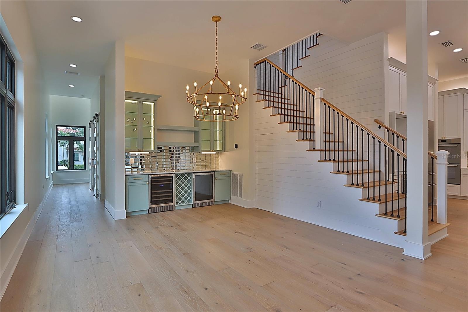 519 W DAVIS BLVD, TAMPA, FL, 33606