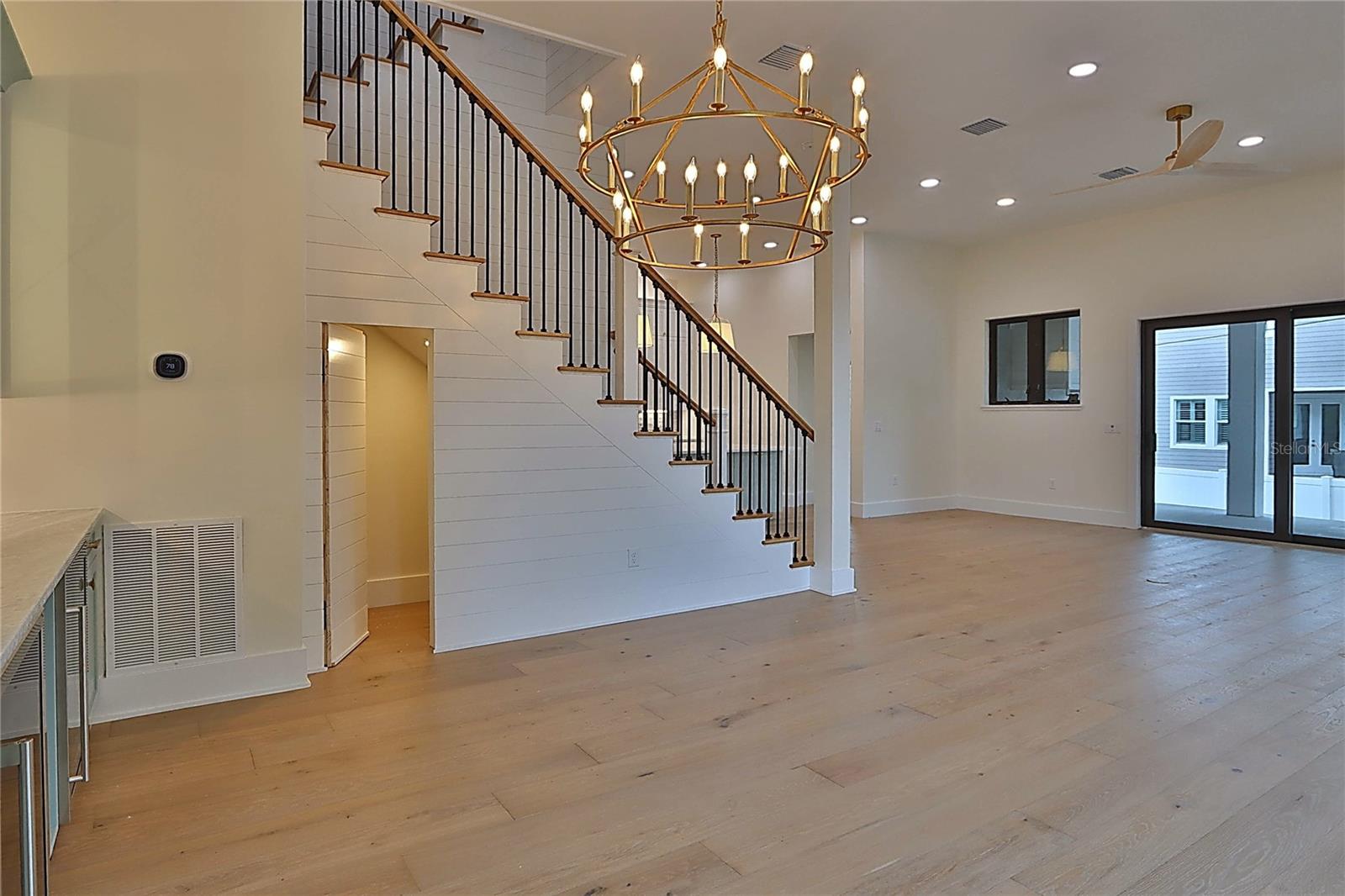 519 W DAVIS BLVD, TAMPA, FL, 33606