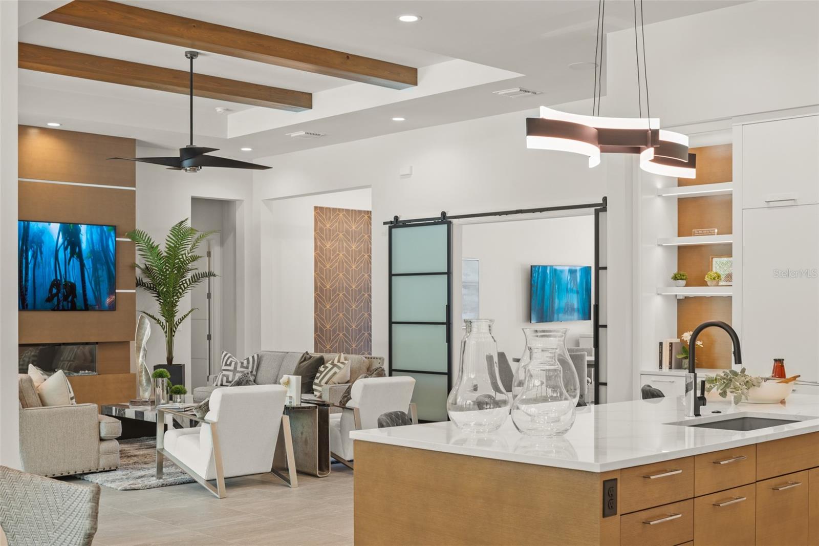 G5096247 Property Photo