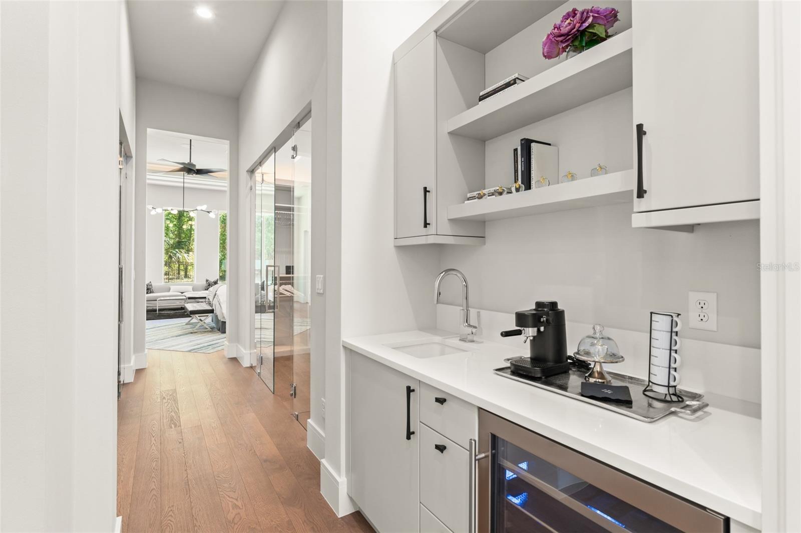 G5096247 Property Photo