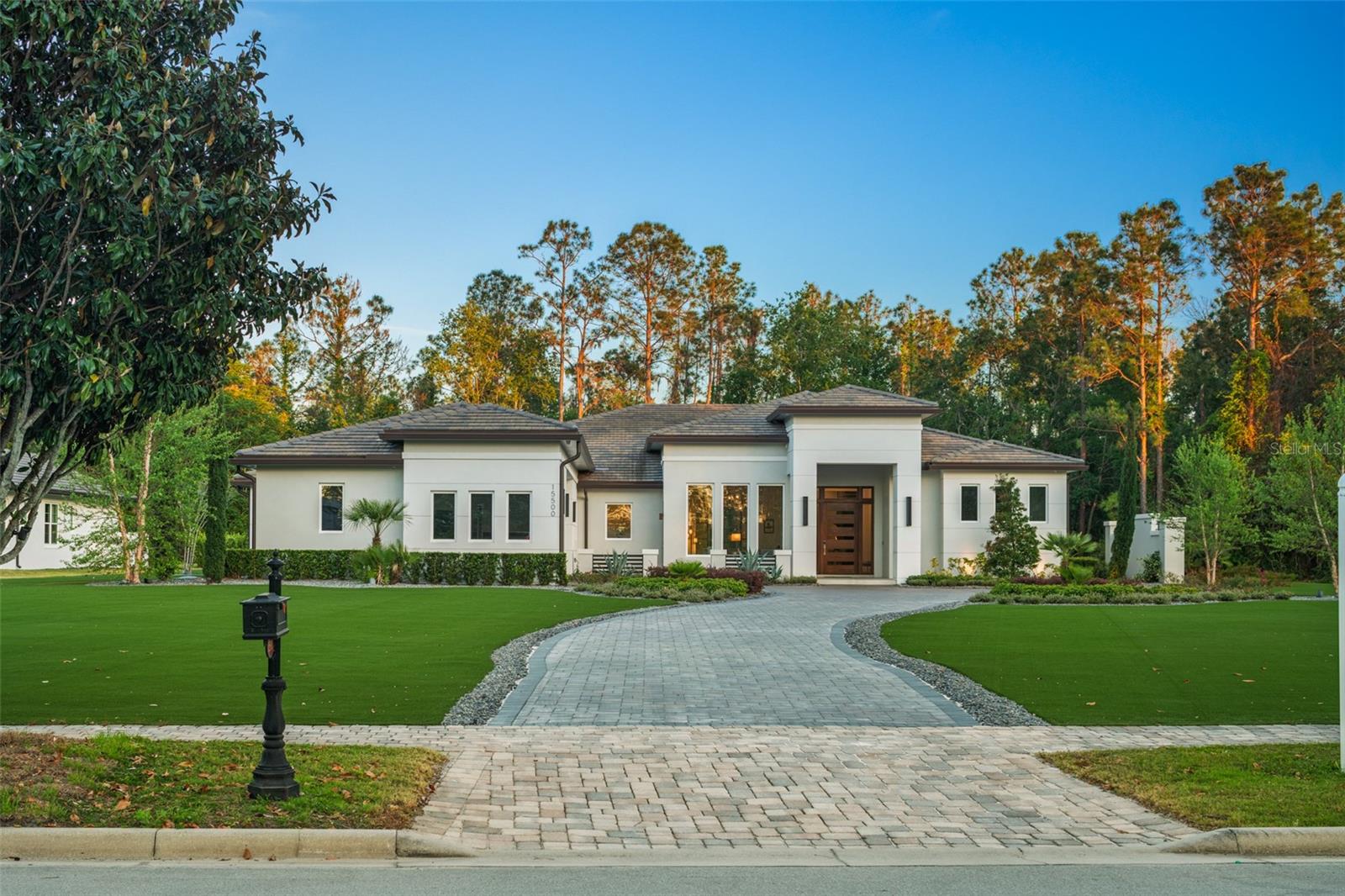 G5096247 Property Photo