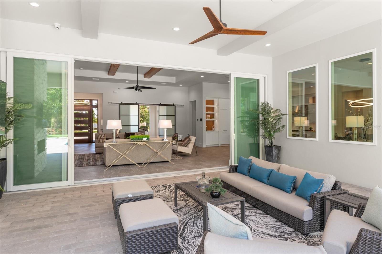 G5096247 Property Photo