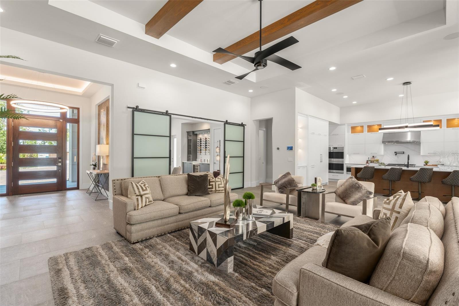 G5096247 Property Photo