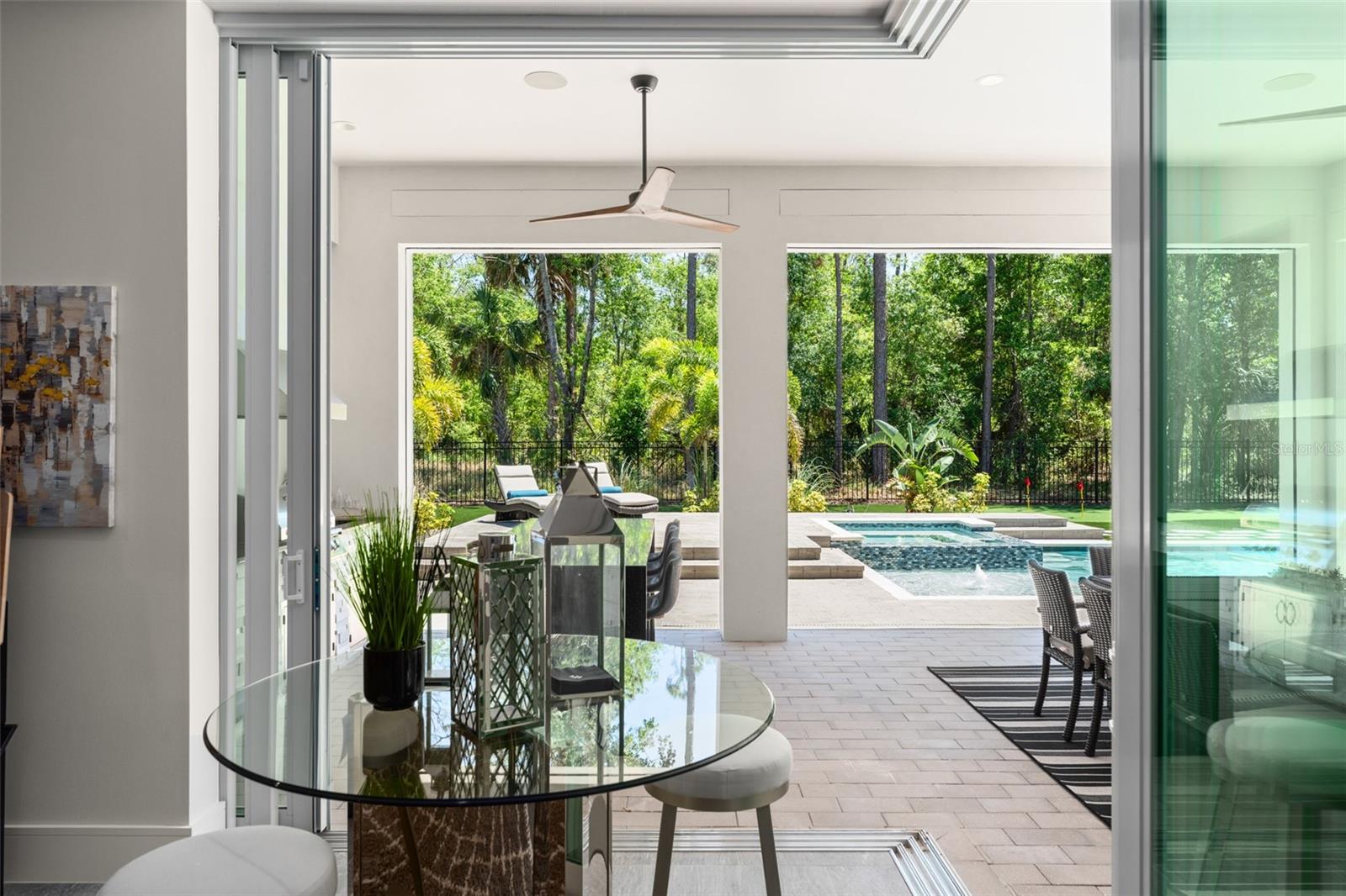 G5096247 Property Photo