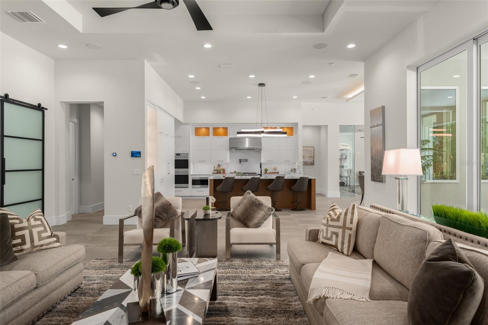 G5096247 Property Photo