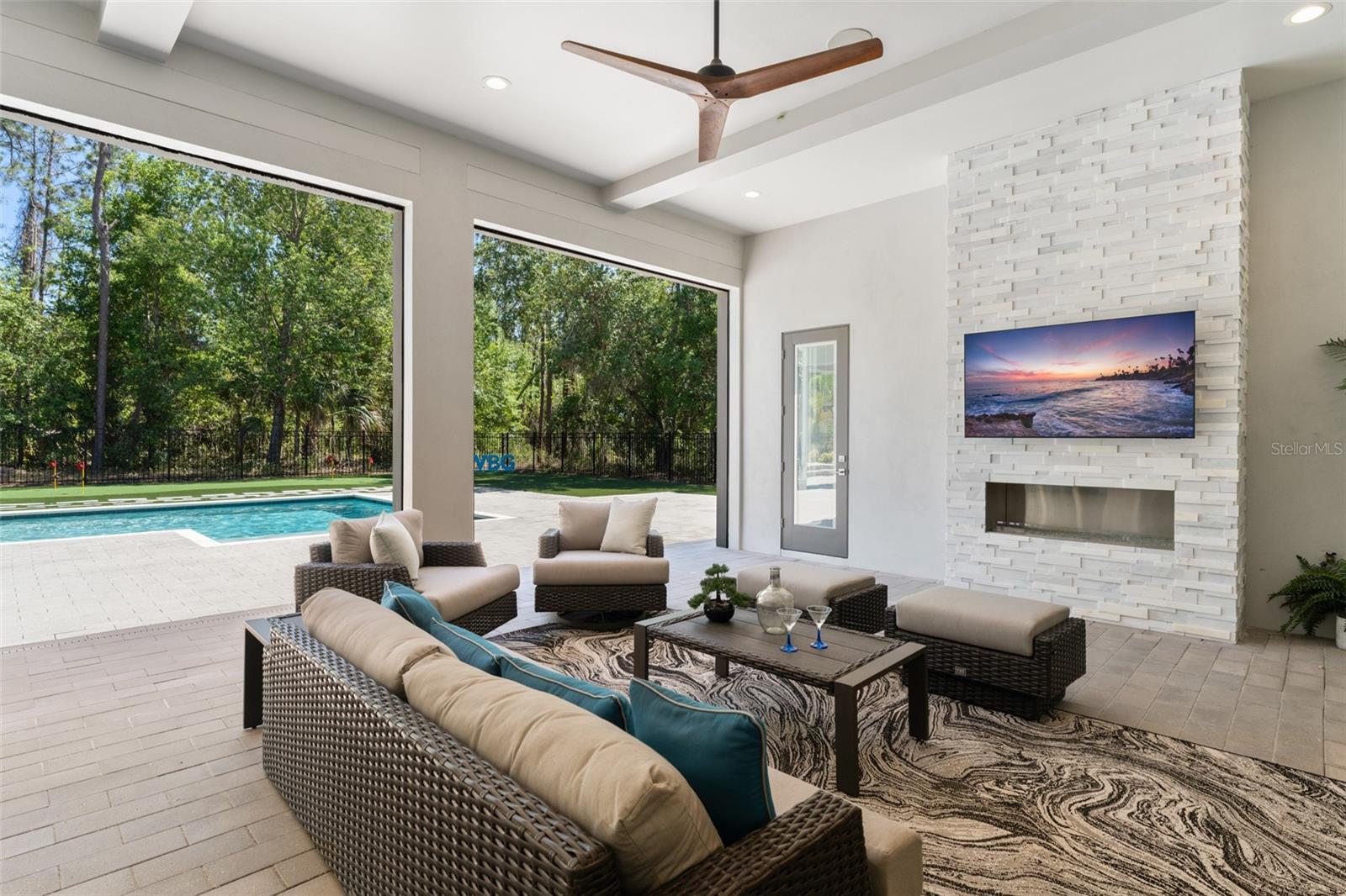 G5096247 Property Photo