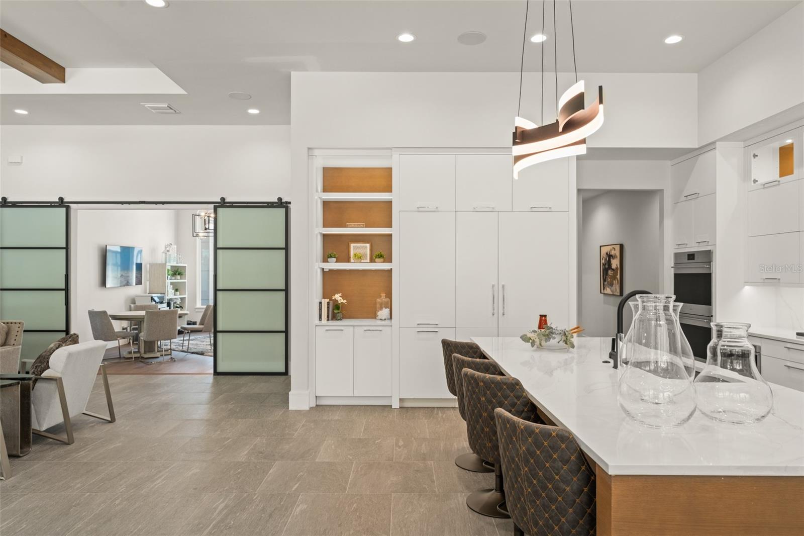 G5096247 Property Photo