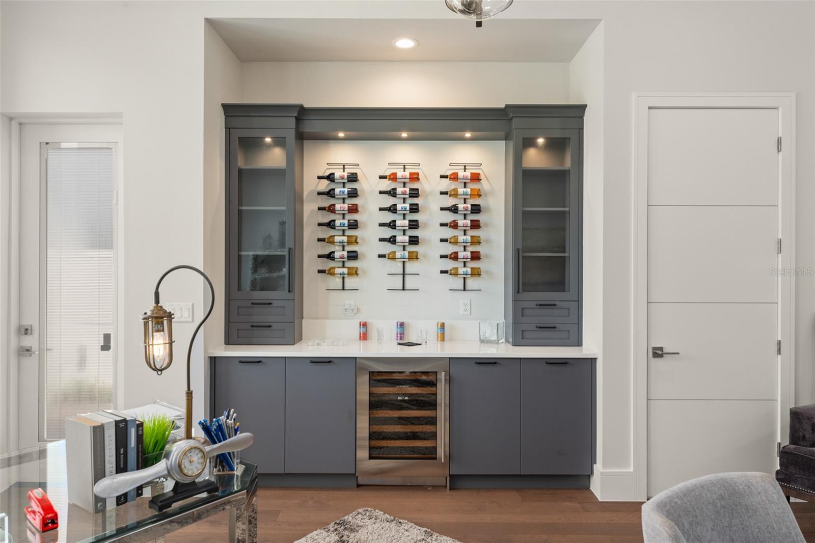 G5096247 Property Photo