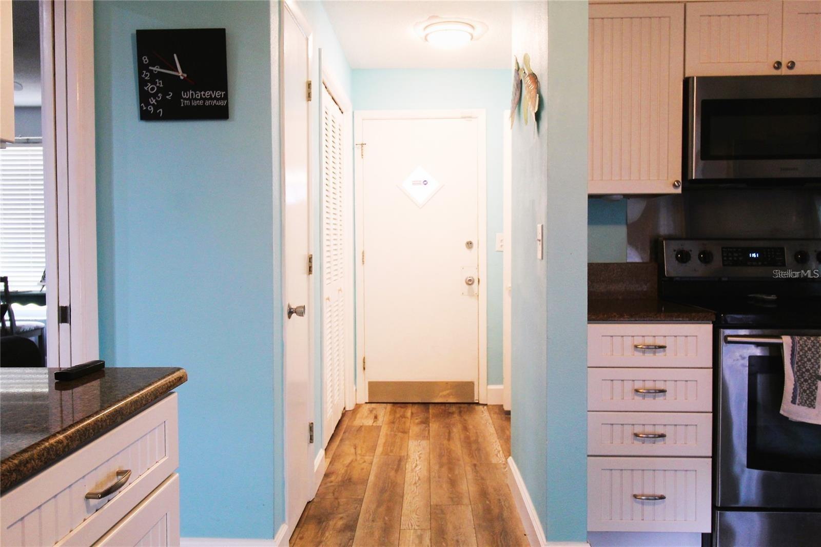 2561 BLACKWOOD CIR, CLEARWATER, FL, 33763