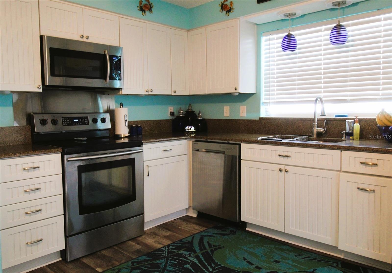 2561 BLACKWOOD CIR, CLEARWATER, FL, 33763