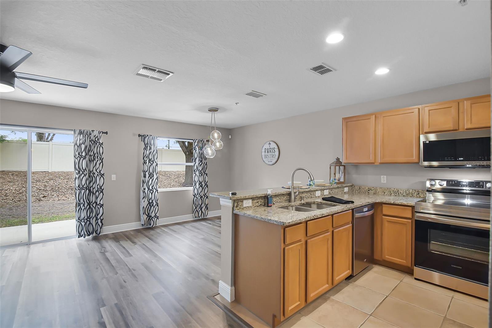 207 STERLING SPRINGS LN, ALTAMONTE SPRINGS, FL, 32714