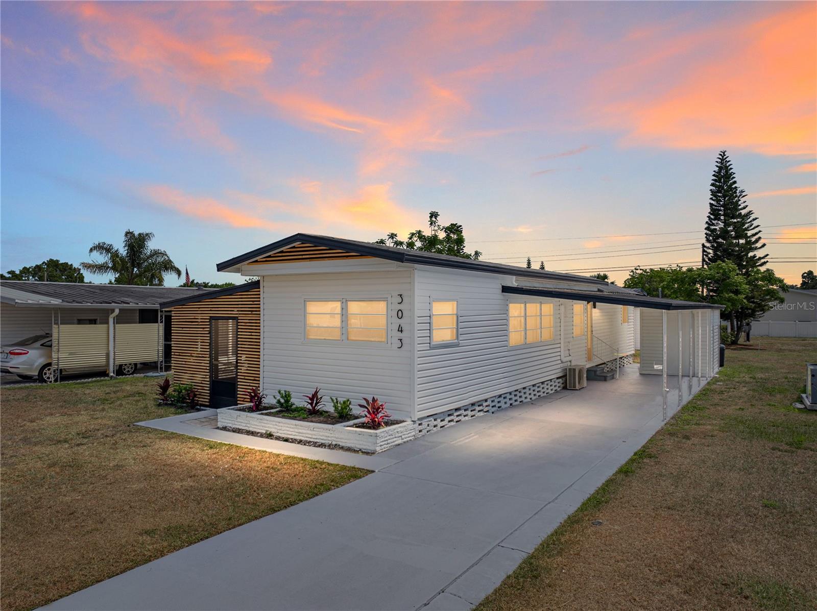 TB8378550 Property Photo