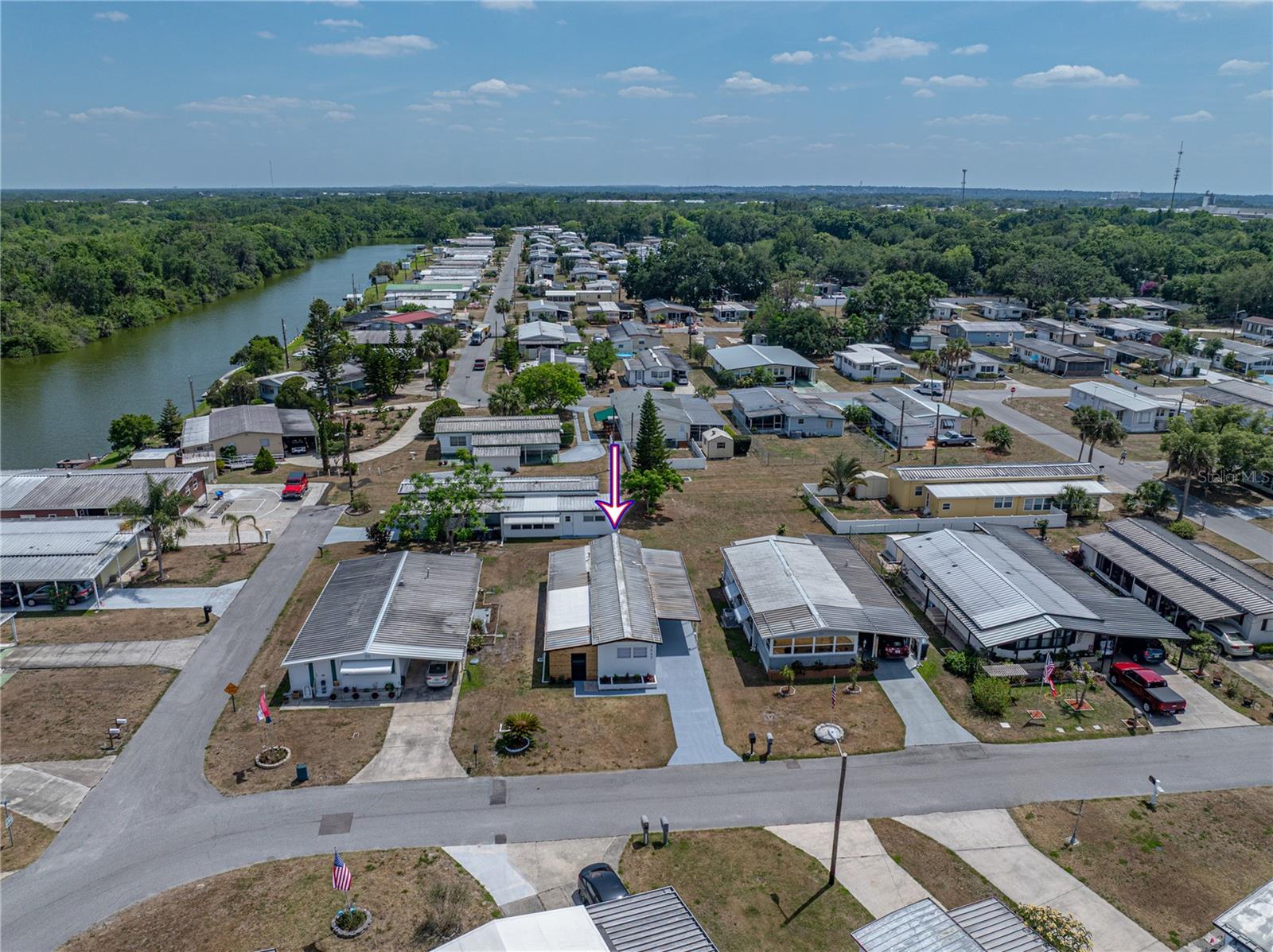 TB8378550 Property Photo