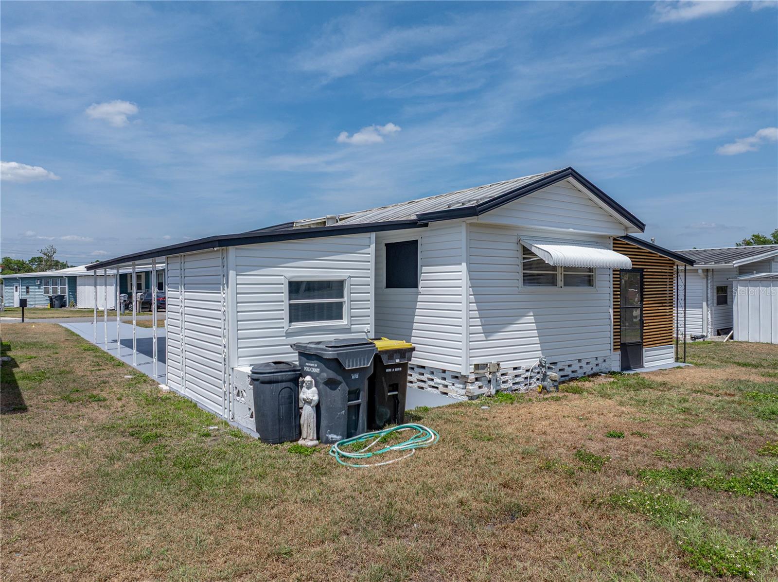 TB8378550 Property Photo