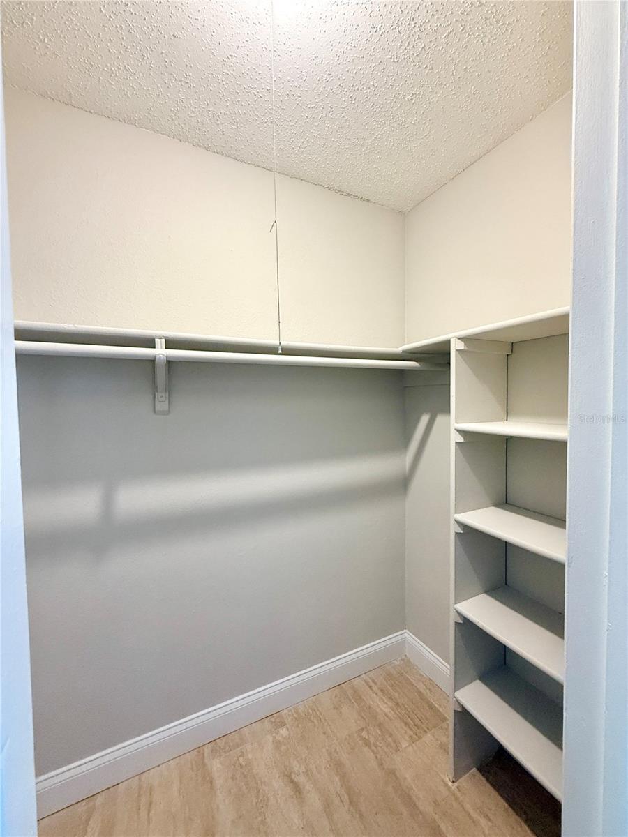 4405 S SEMORAN BLVD #4, ORLANDO, FL, 32822