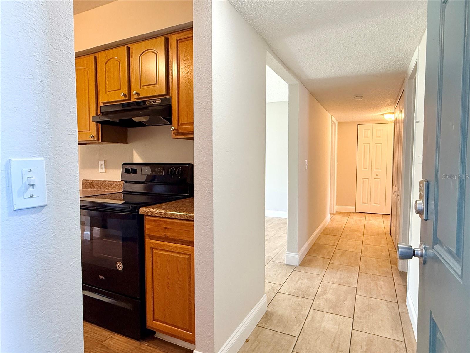 4405 S SEMORAN BLVD #4, ORLANDO, FL, 32822