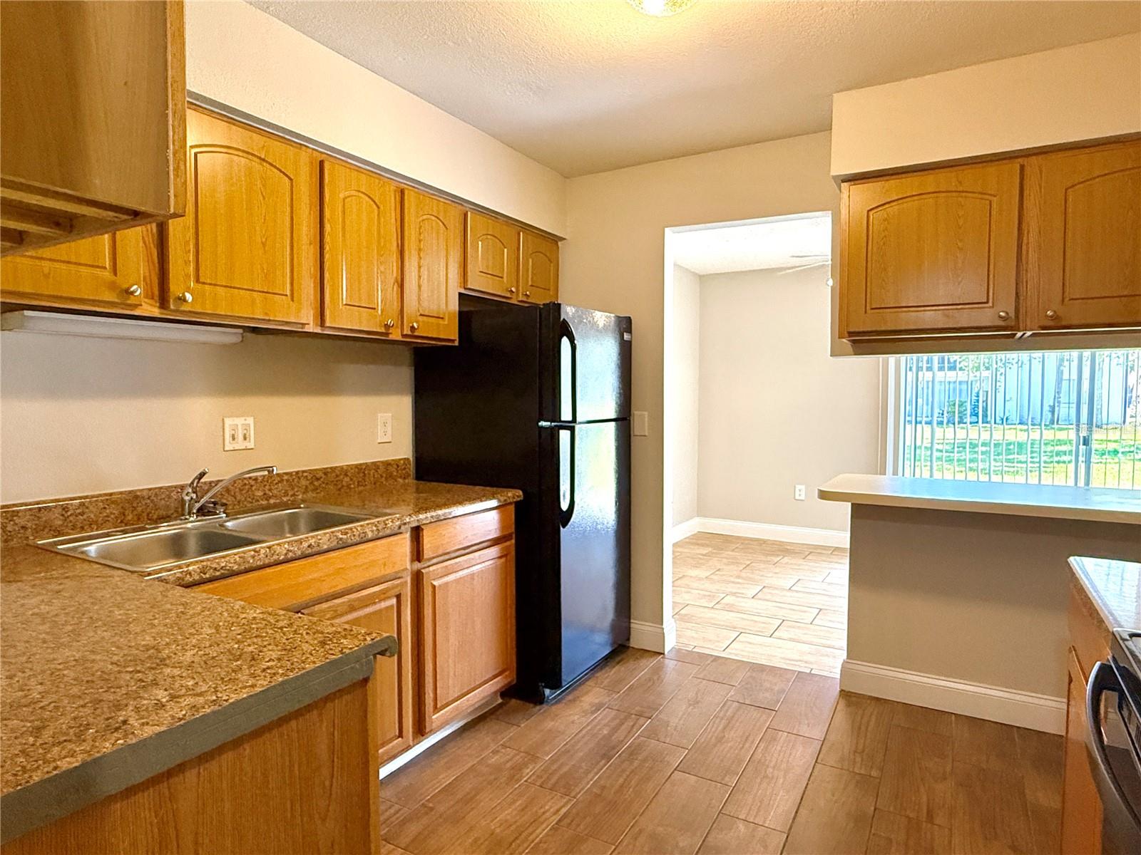 4405 S SEMORAN BLVD #4, ORLANDO, FL, 32822