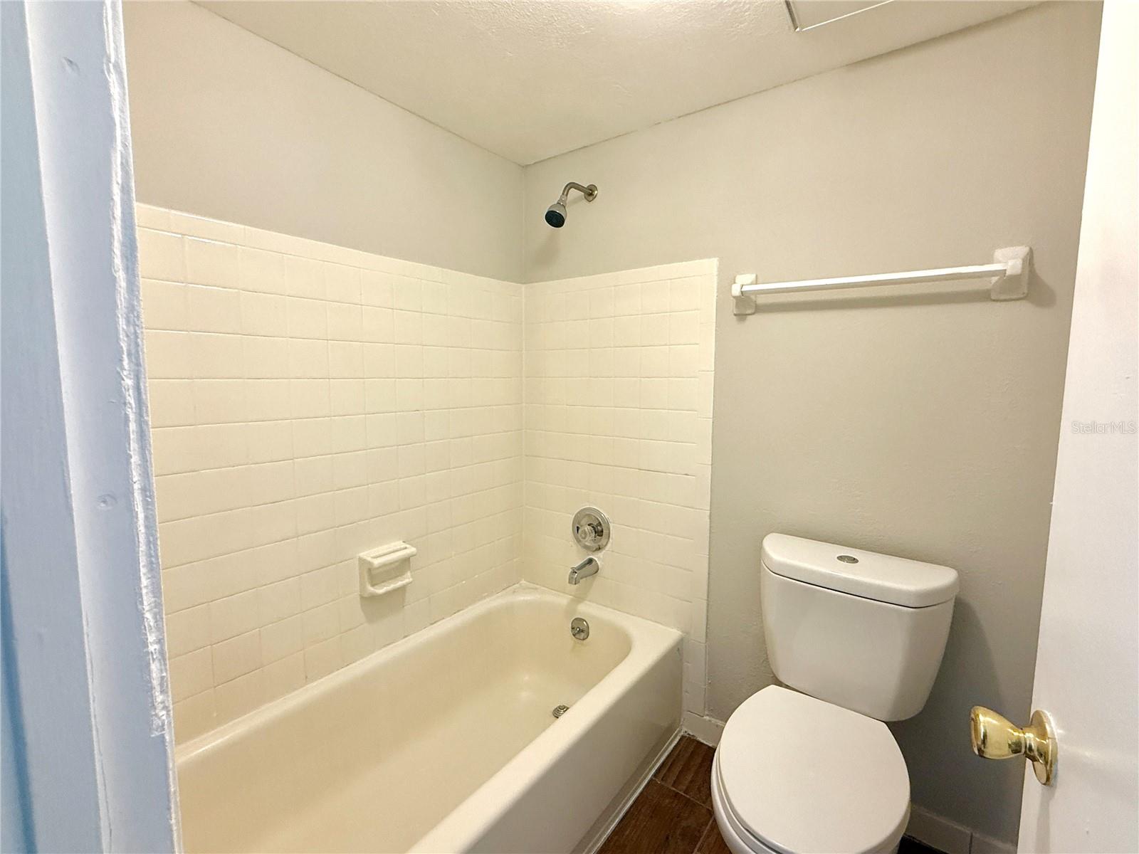 4405 S SEMORAN BLVD #4, ORLANDO, FL, 32822