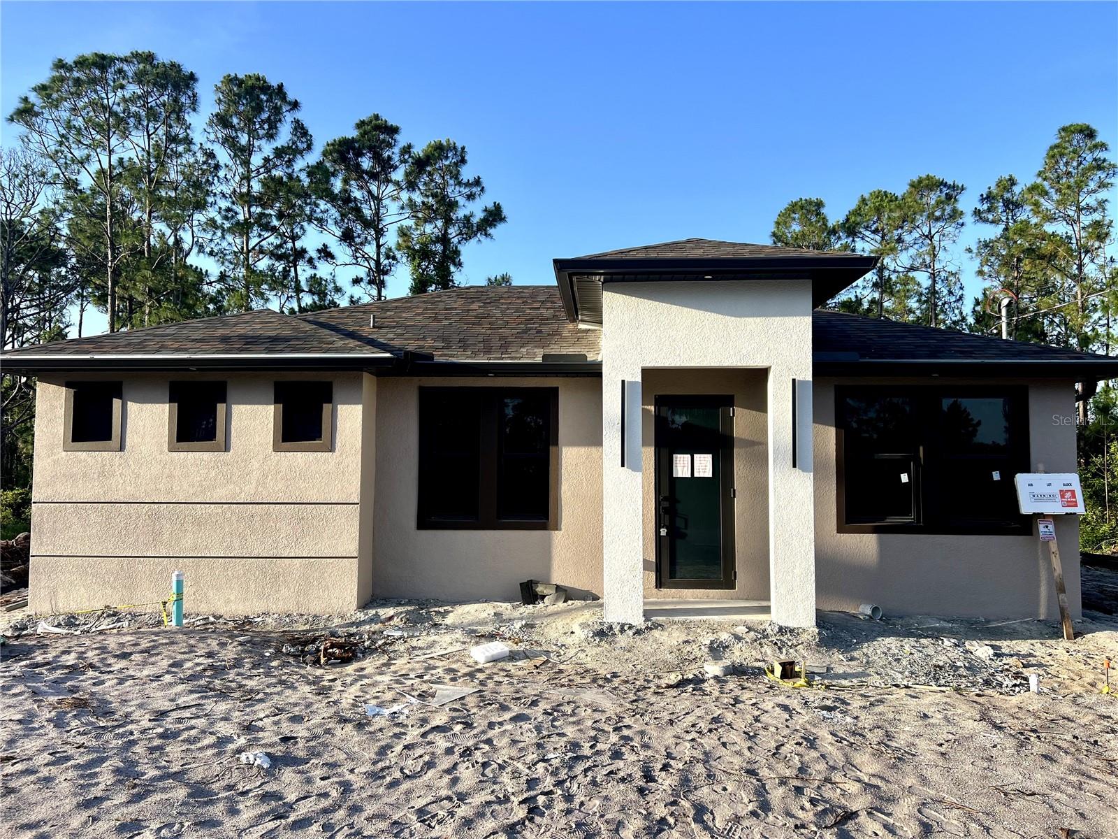 902 MILWAUKEE BLVD, LEHIGH ACRES, FL, 33974