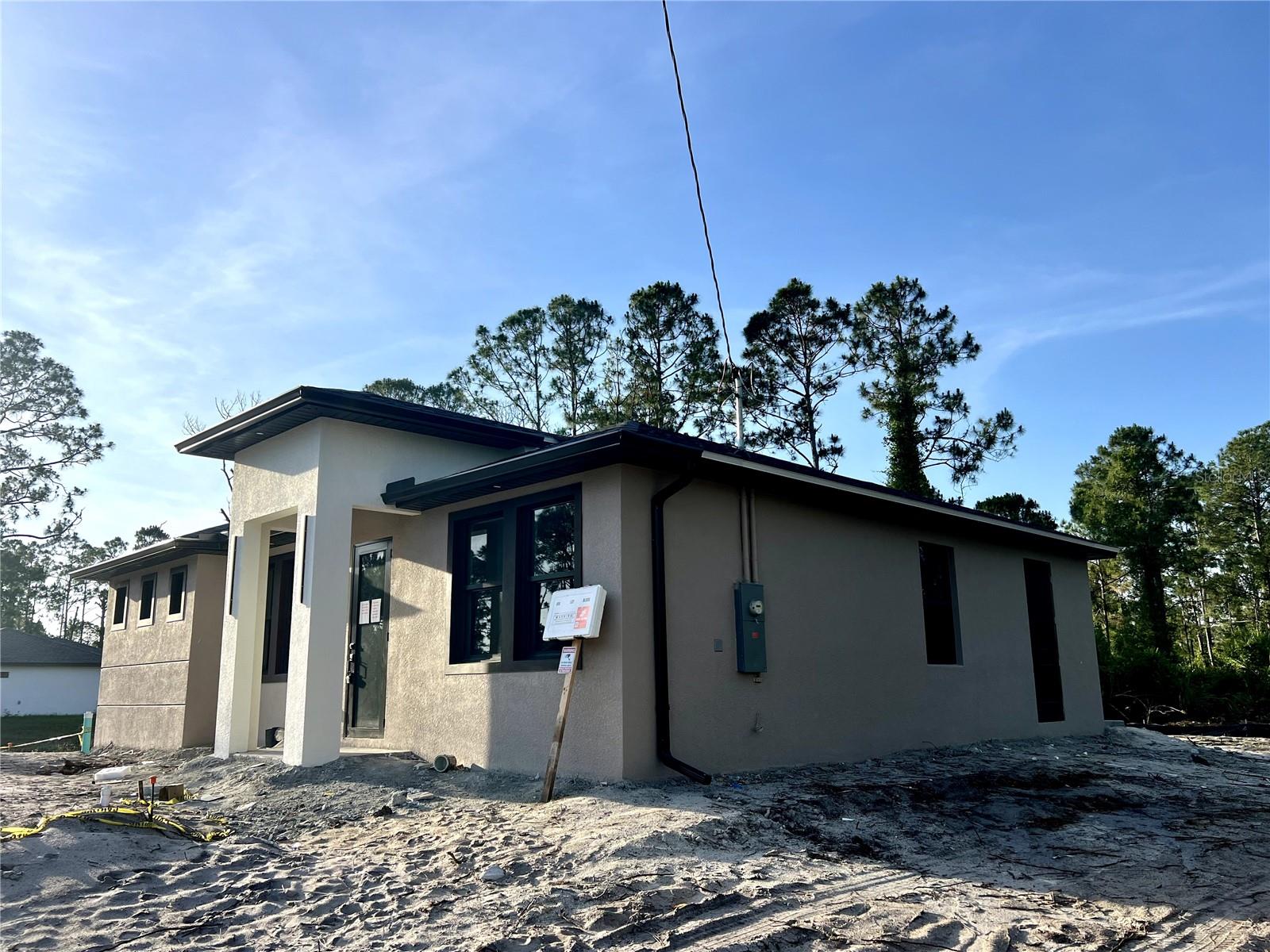 902 MILWAUKEE BLVD, LEHIGH ACRES, FL, 33974