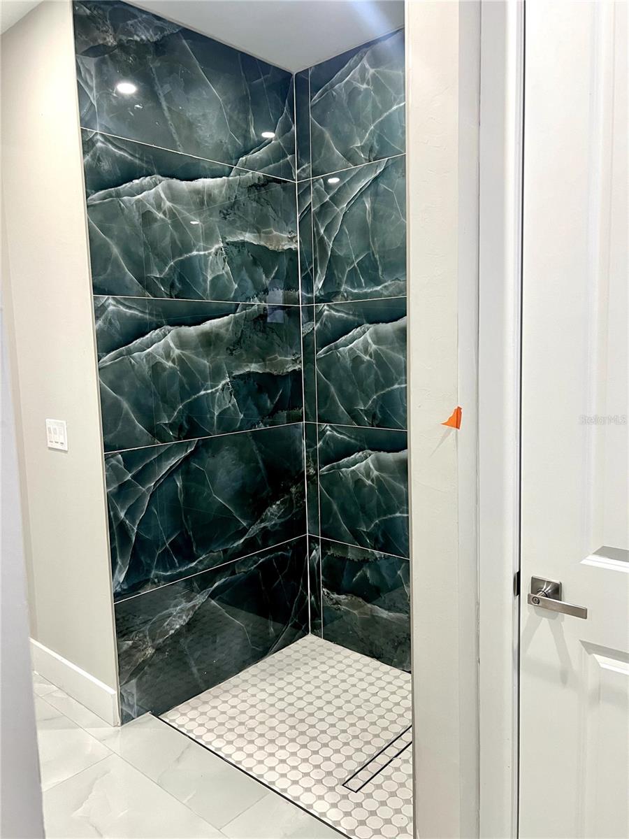 902 MILWAUKEE BLVD, LEHIGH ACRES, FL, 33974