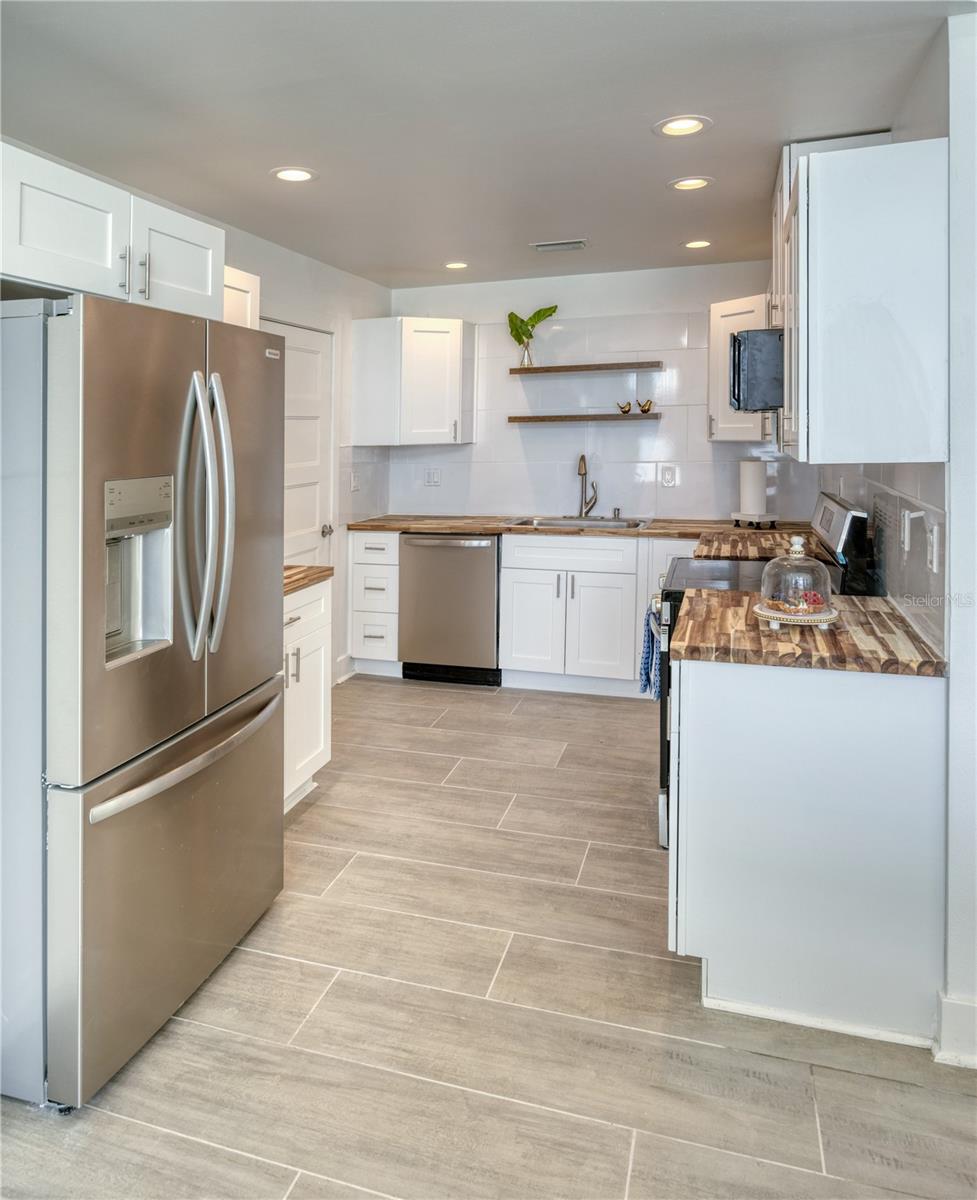 8635 BOCA CIEGA DR, ST PETE BEACH, FL, 33706