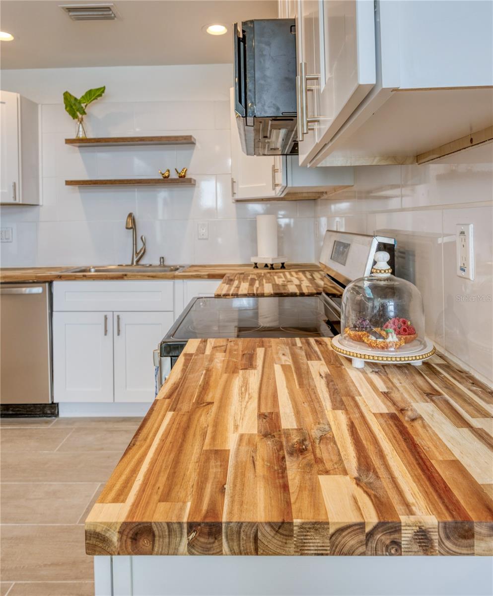 8635 BOCA CIEGA DR, ST PETE BEACH, FL, 33706