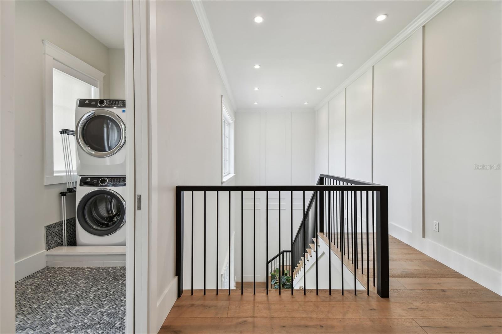 2402 W PARKLAND BLVD, TAMPA, FL, 33609