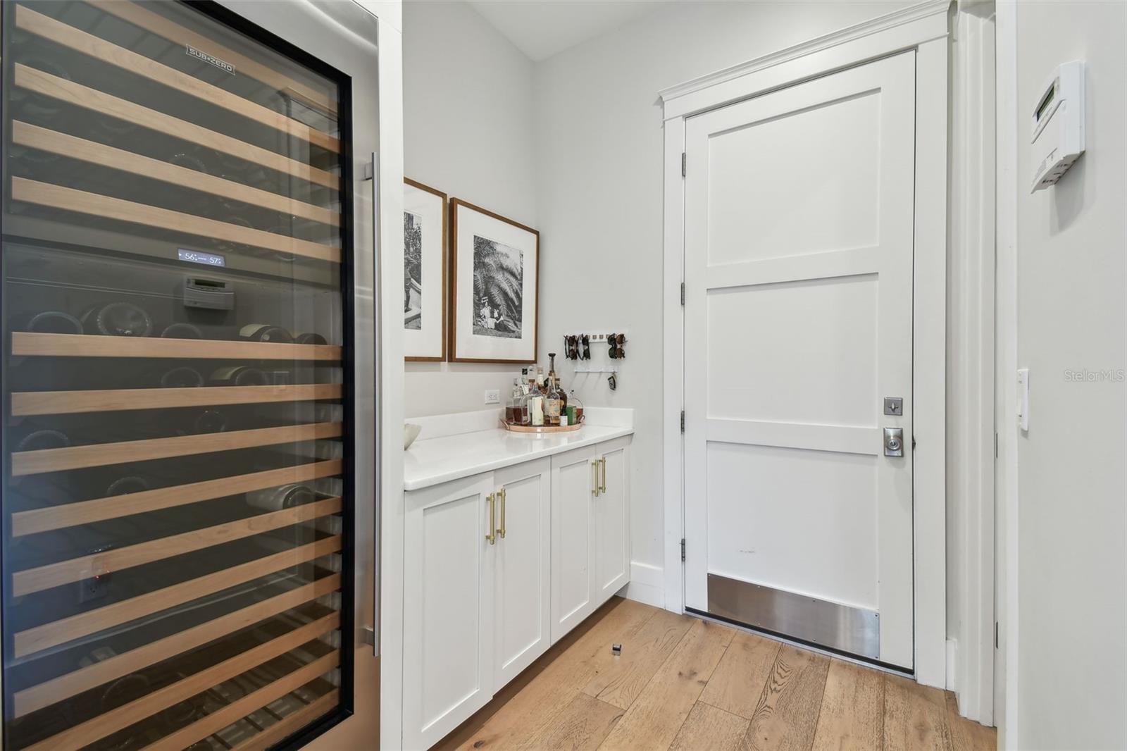 2402 W PARKLAND BLVD, TAMPA, FL, 33609