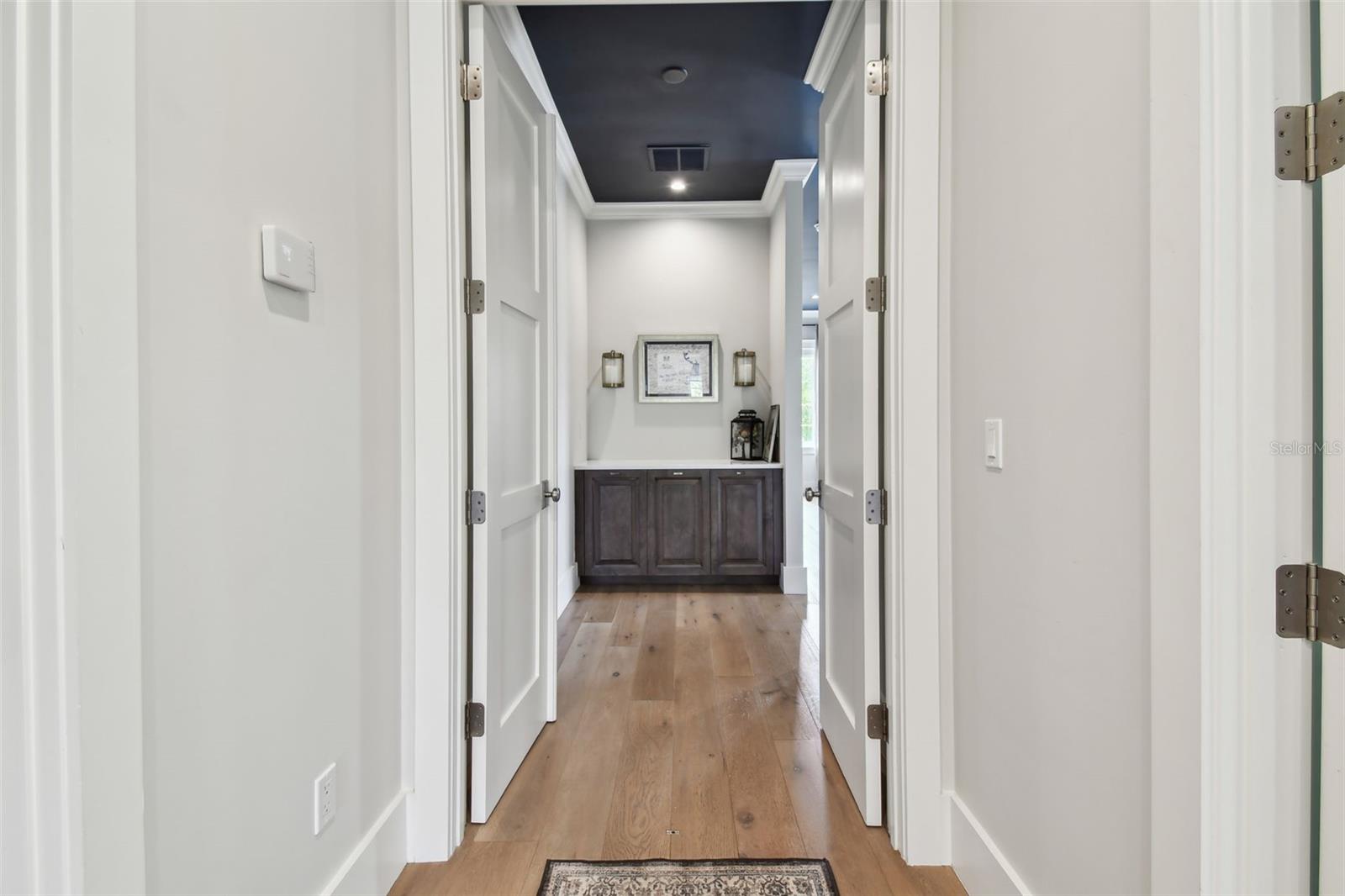 2402 W PARKLAND BLVD, TAMPA, FL, 33609