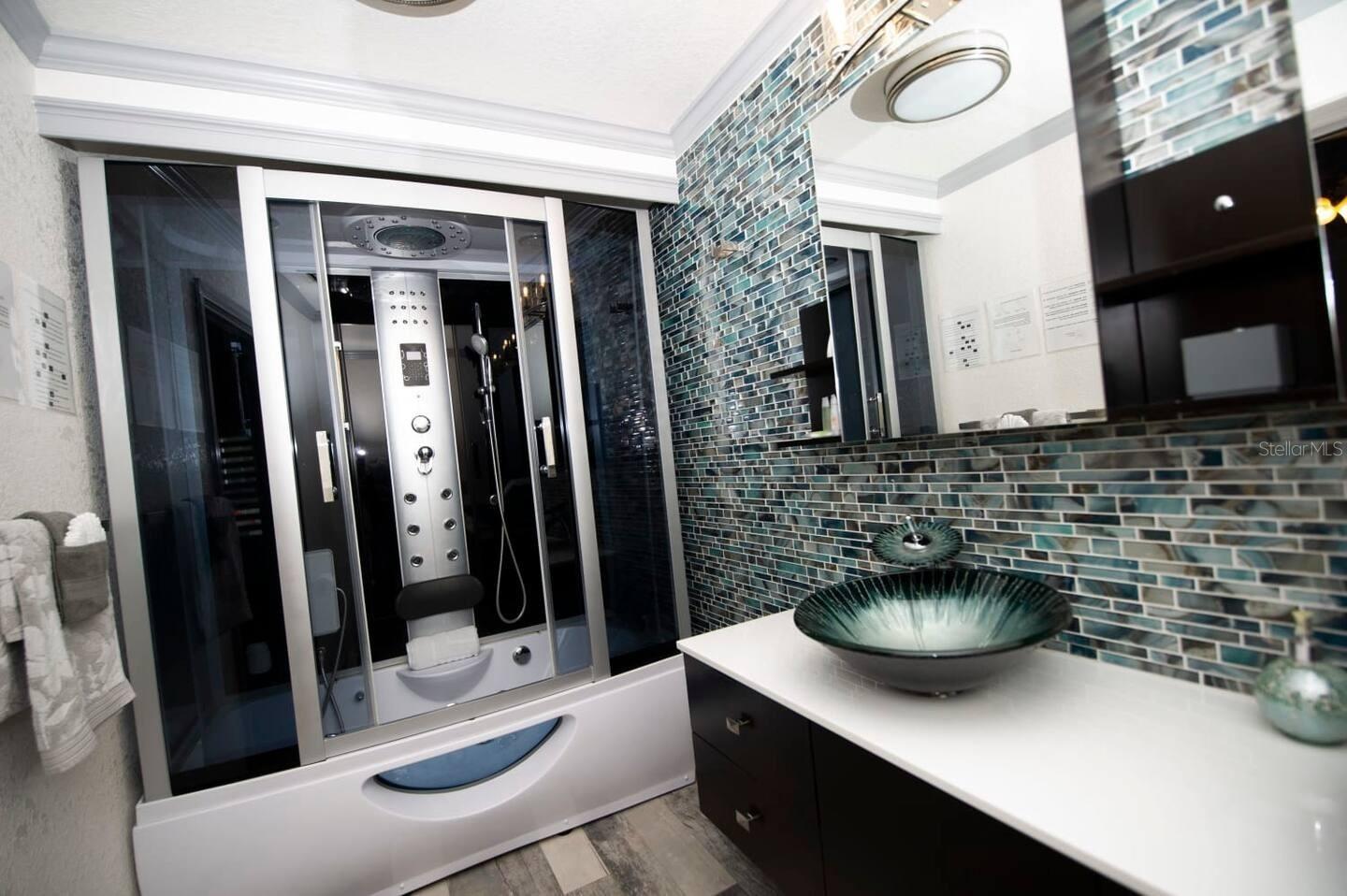 2460 BEACON GROVES BLVD, PALM HARBOR, FL, 34683