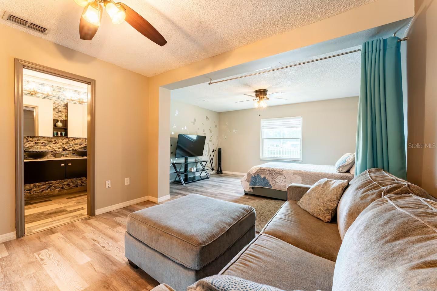 2460 BEACON GROVES BLVD, PALM HARBOR, FL, 34683