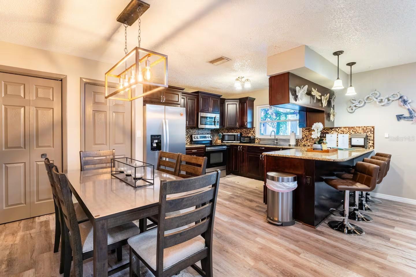 2460 BEACON GROVES BLVD, PALM HARBOR, FL, 34683