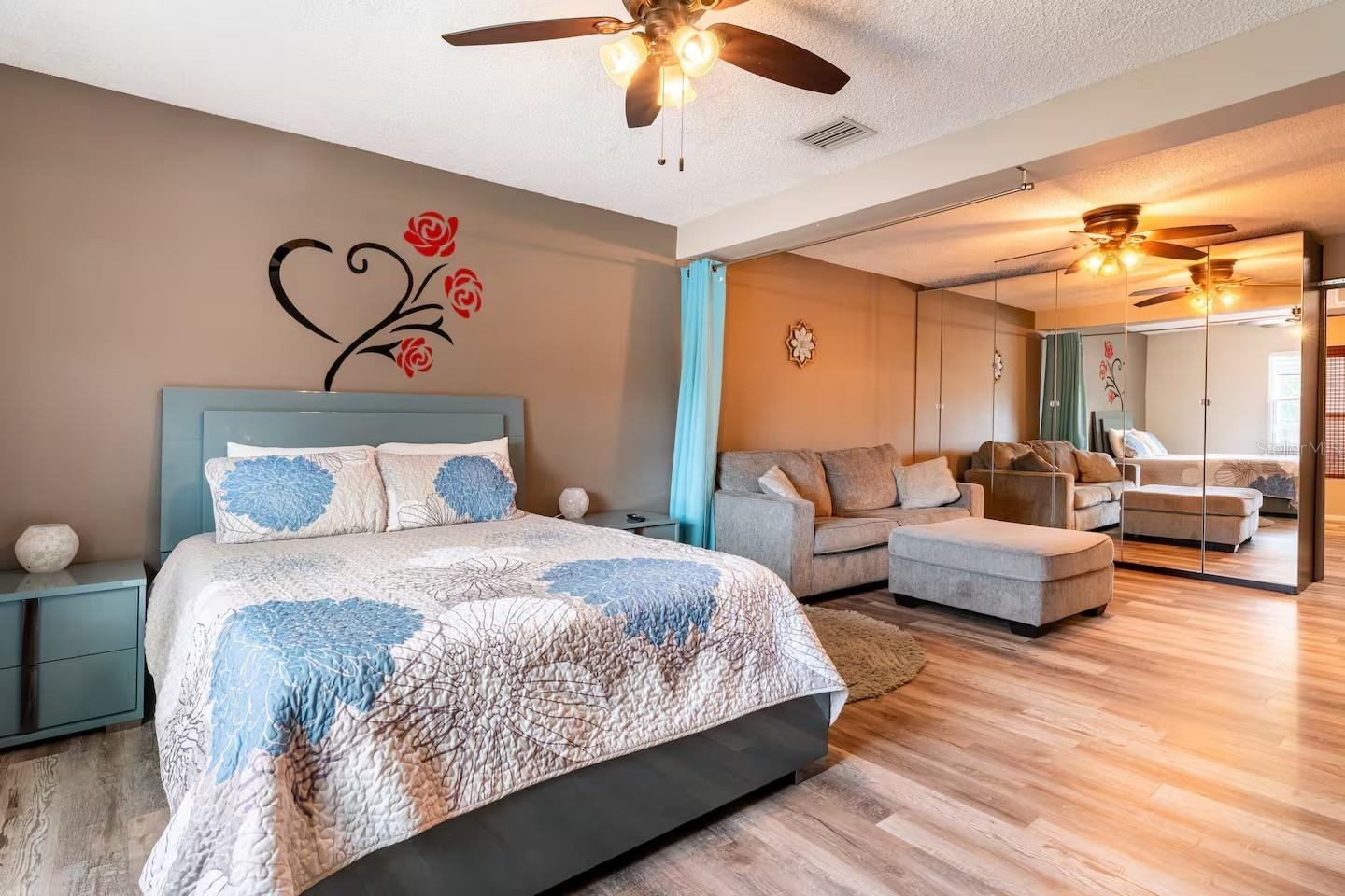 2460 BEACON GROVES BLVD, PALM HARBOR, FL, 34683