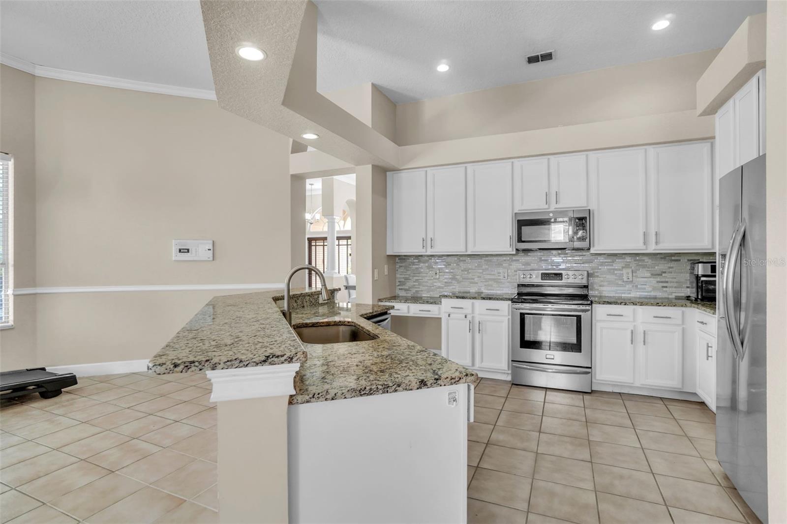 339 HAMMOCK DUNES PL, ORLANDO, FL, 32828