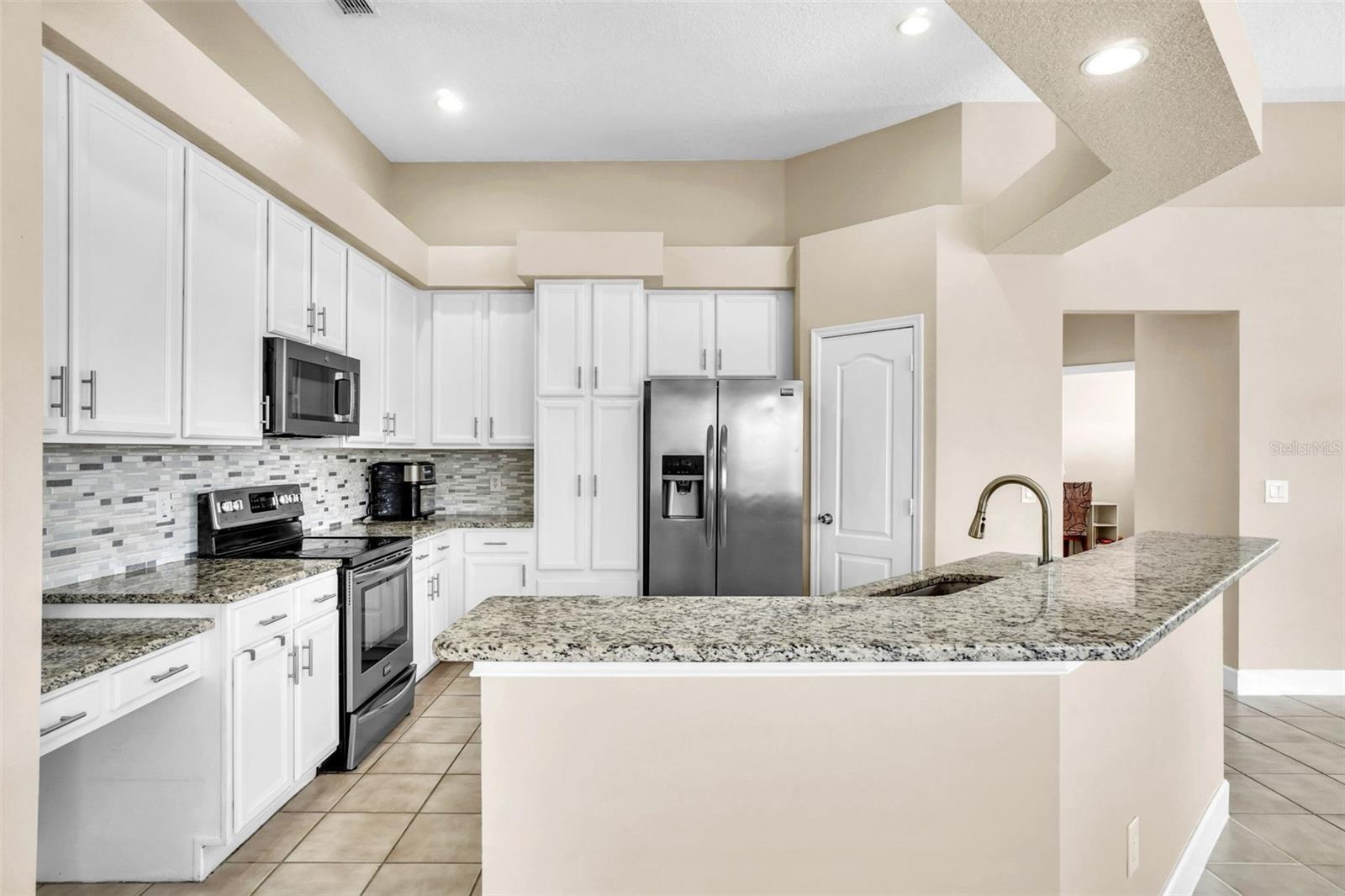 339 HAMMOCK DUNES PL, ORLANDO, FL, 32828